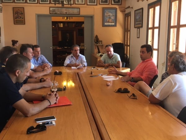 Συνάντηση εργασίας του Δημάρχου Καλυμνίων με το βουλευτή Δωδεκανήσου κο Νεκτάριο Σαντορινιό